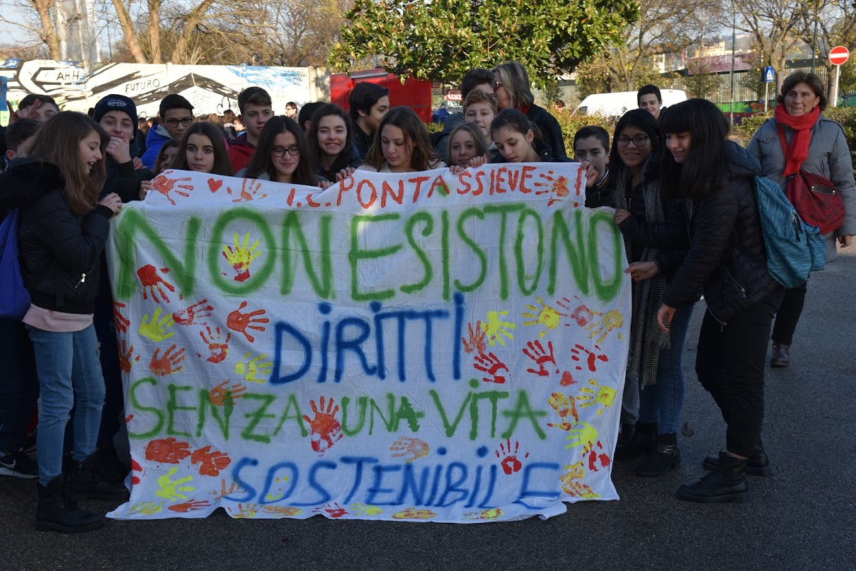 Immagine Meeting diritti umani 2019, Stefano Mancuso: "Ognuno di voi può cambiare qualcosa piantando un albero"